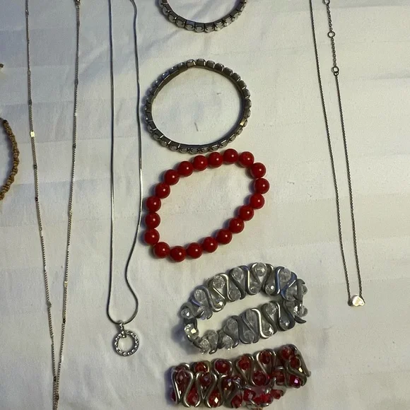 Assorted Jewellery - Picture 4 of 4